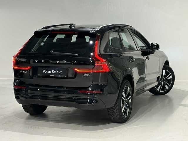Volvo XC60 B5 AWD ( 4x4 ) Mild-hybride, Automaat, Parkeersensor, Euro 6, 1969 cc