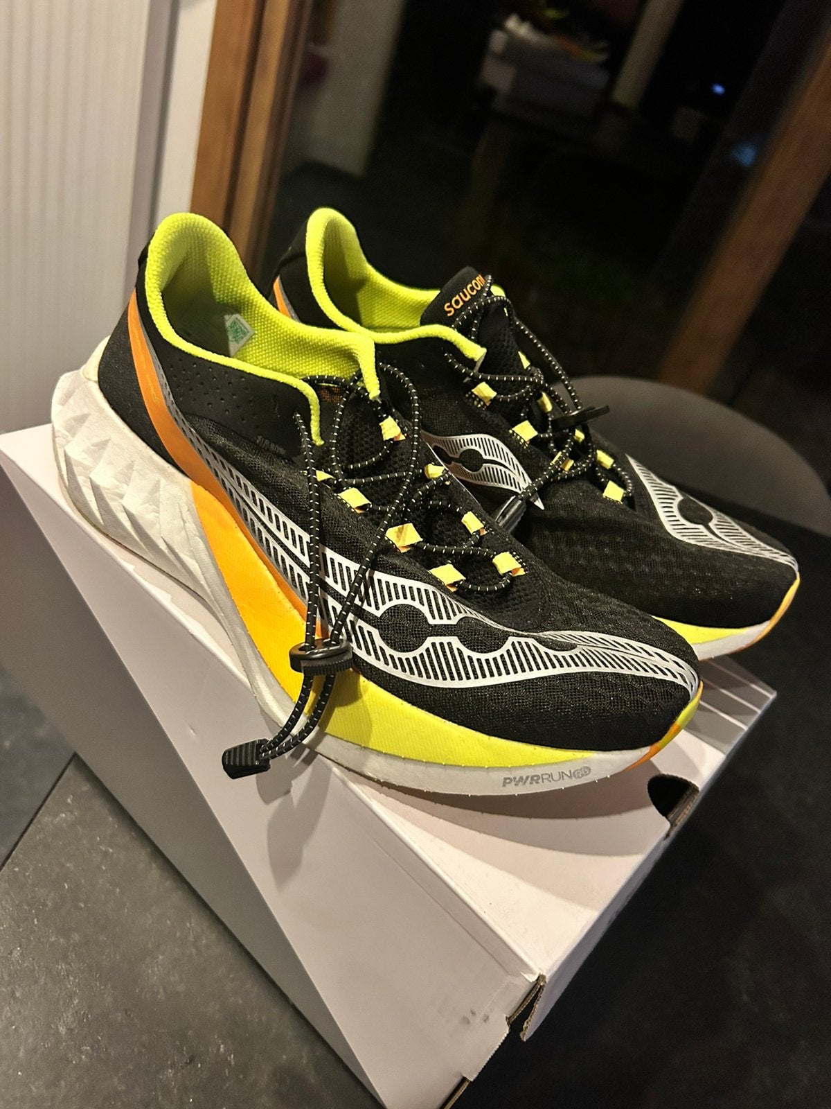 Saucony endorphin pro 4 (44), Enlèvement ou Envoi, Comme neuf, Saucony