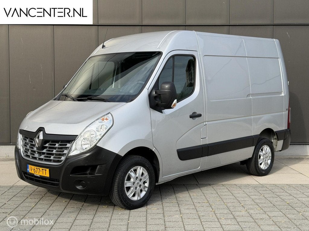 Renault Master 2.3 dCi 146PK L1H2 Airco Navi Trekhaak Euro 6, Voorwielaandrijving, Stof, Gebruikt, 4 cilinders
