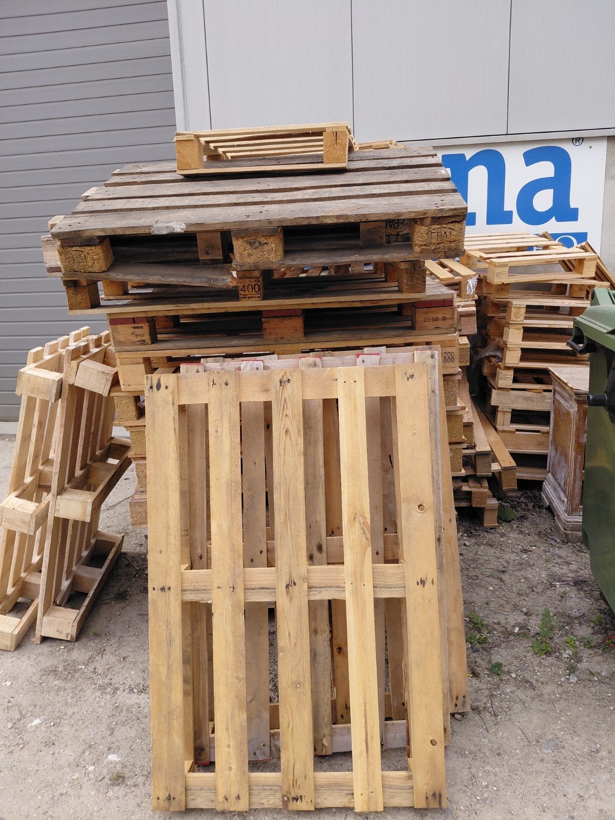 Gratis paletten, Ophalen