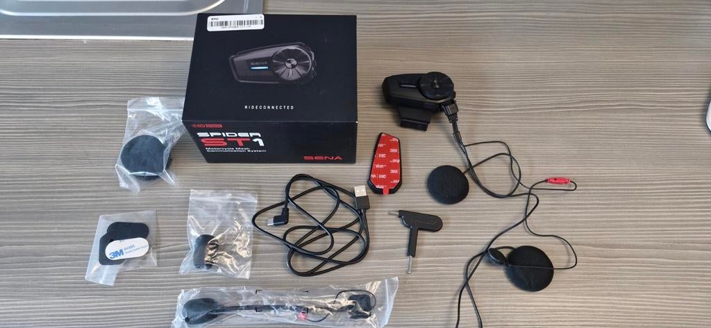 Sena spider st1, Motoren, Ophalen