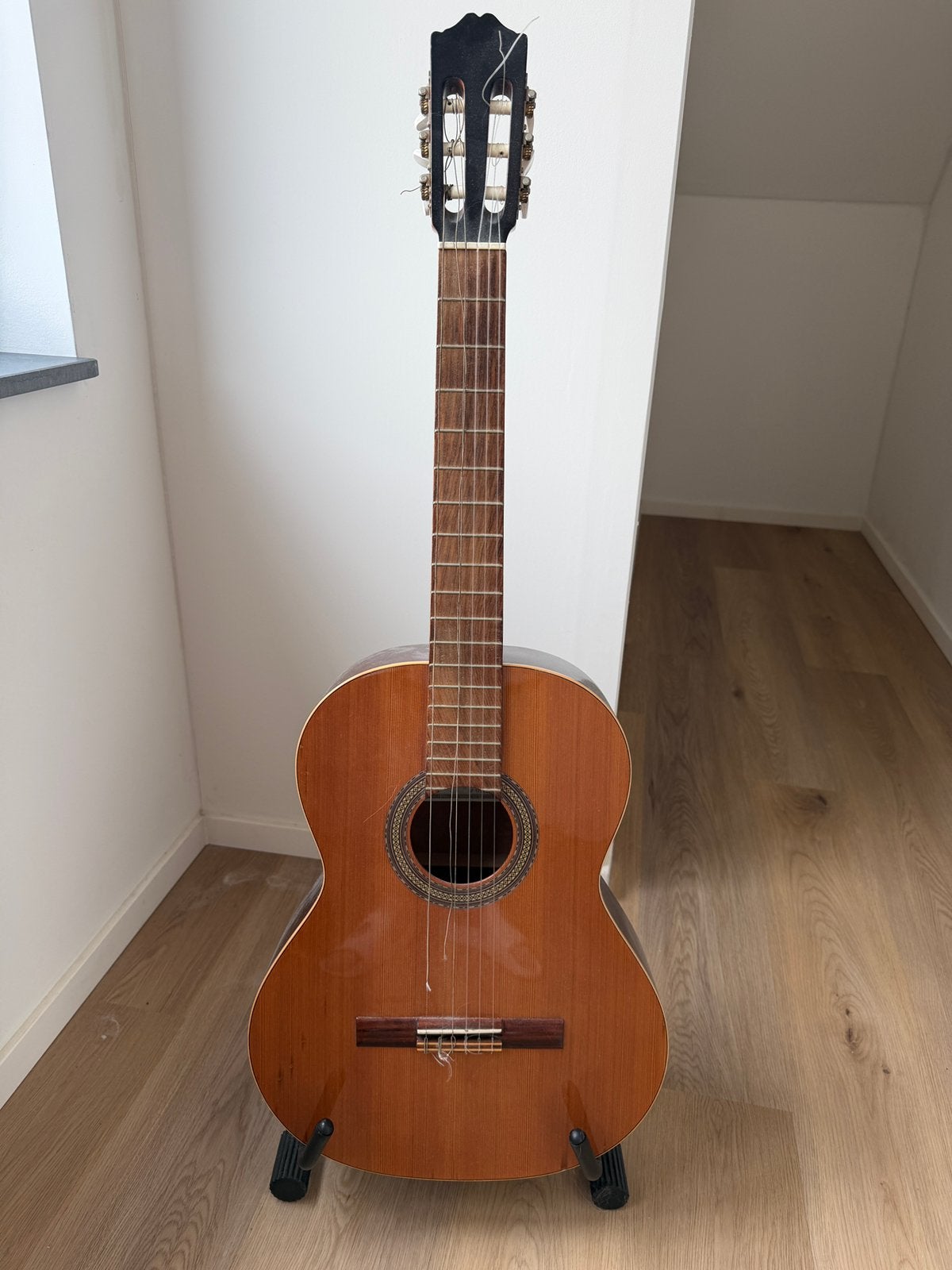 Akoestische gitaar Cuenca model 10, Muziek en Instrumenten, Ophalen, Gebruikt