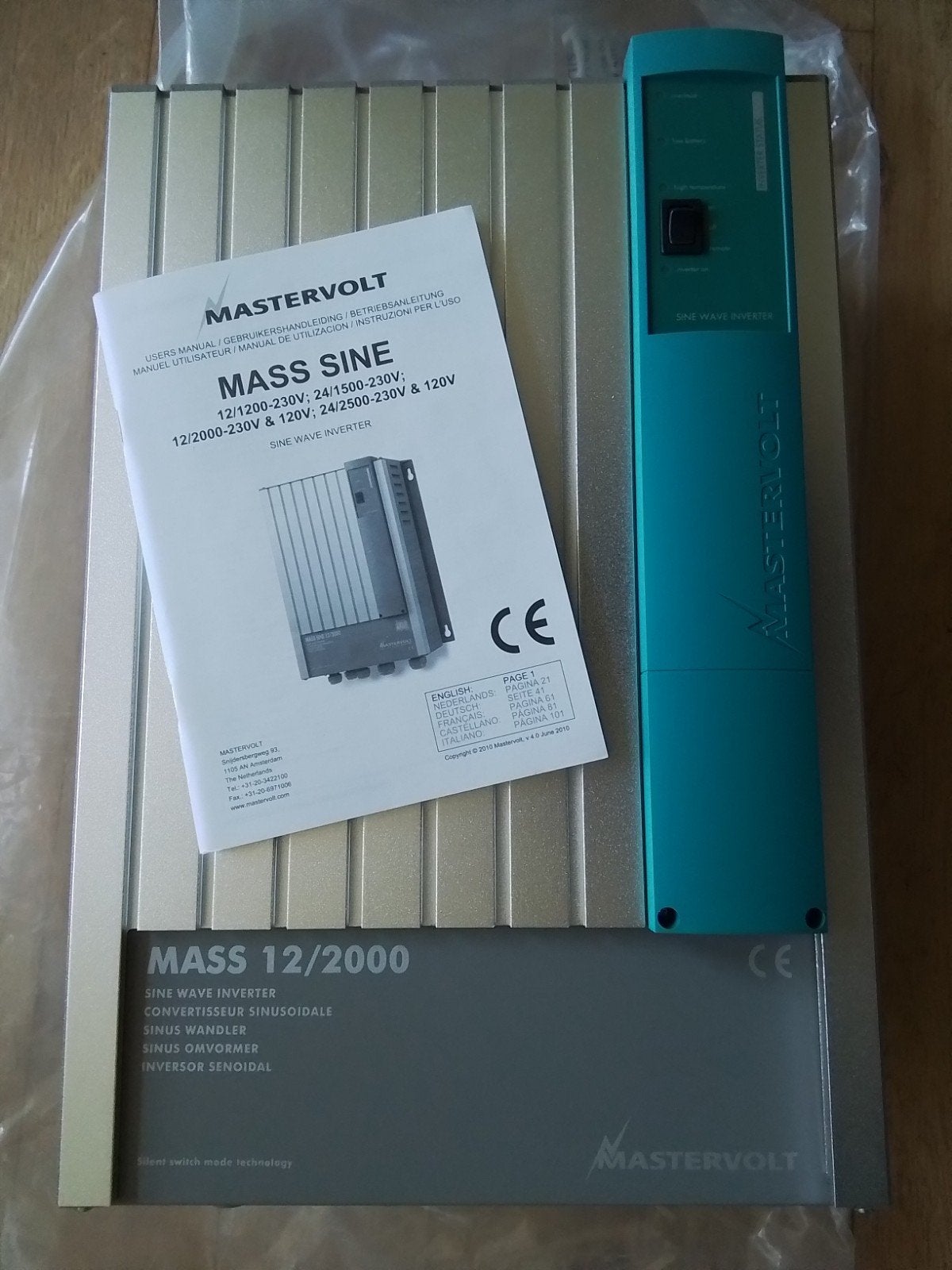 MASTERVOLT OMVORMER  - MASS SINE 12V - 2000W, Ophalen, Zo goed als nieuw, Elektra en Verlichting, Zeilboot of Motorboot
