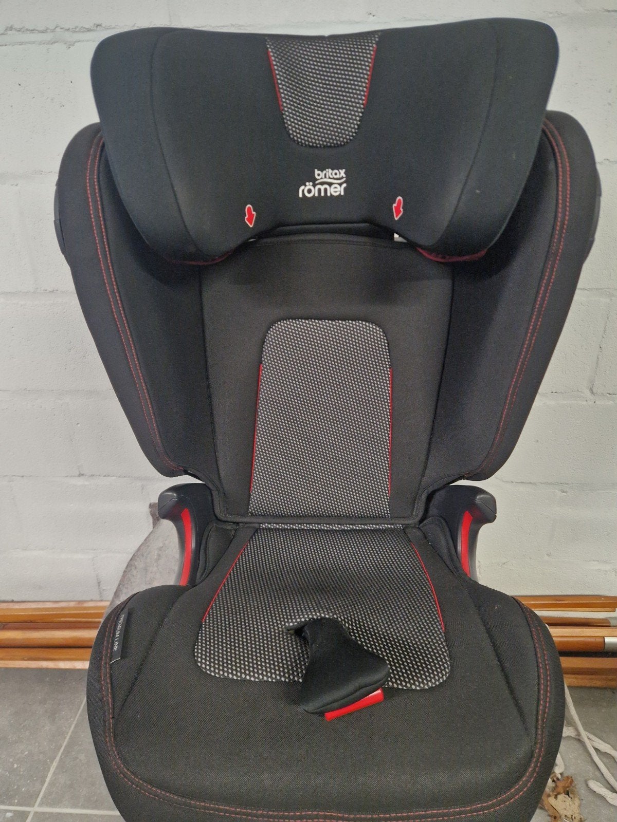 2 autostoelen, Ophalen, Zo goed als nieuw, Zijbescherming, Autogordel