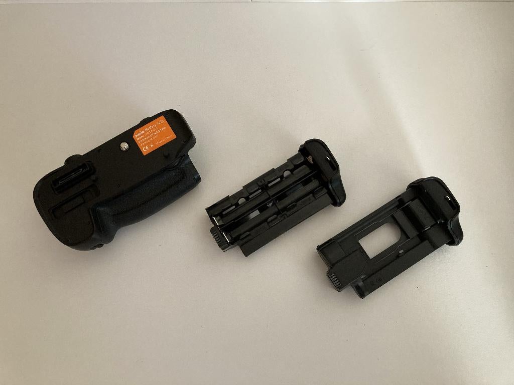 Jupio Battery Grip for Nikon D7100/D7200, Audio, Tv en Foto, Ophalen, Zo goed als nieuw