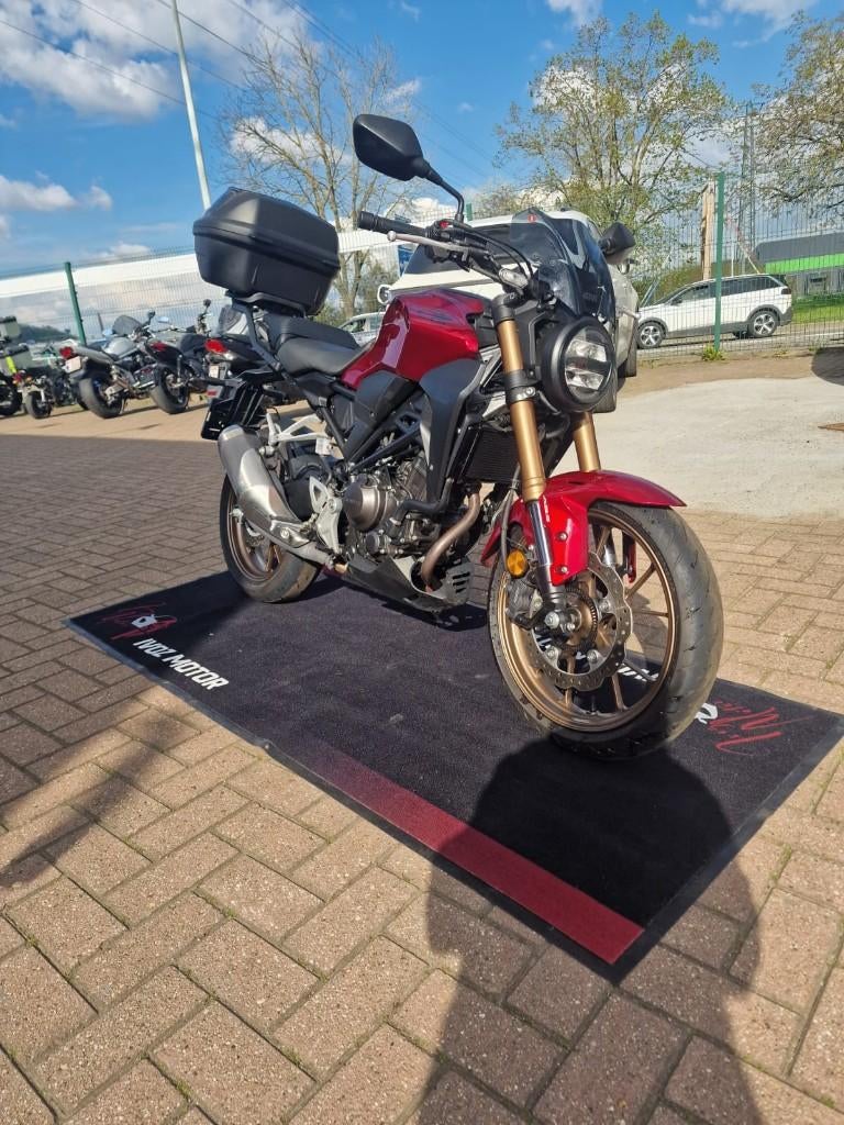 MOTO HONDA CBF 300, Motoren, 300 cc, Nieuw, Bedrijf, Toermotor