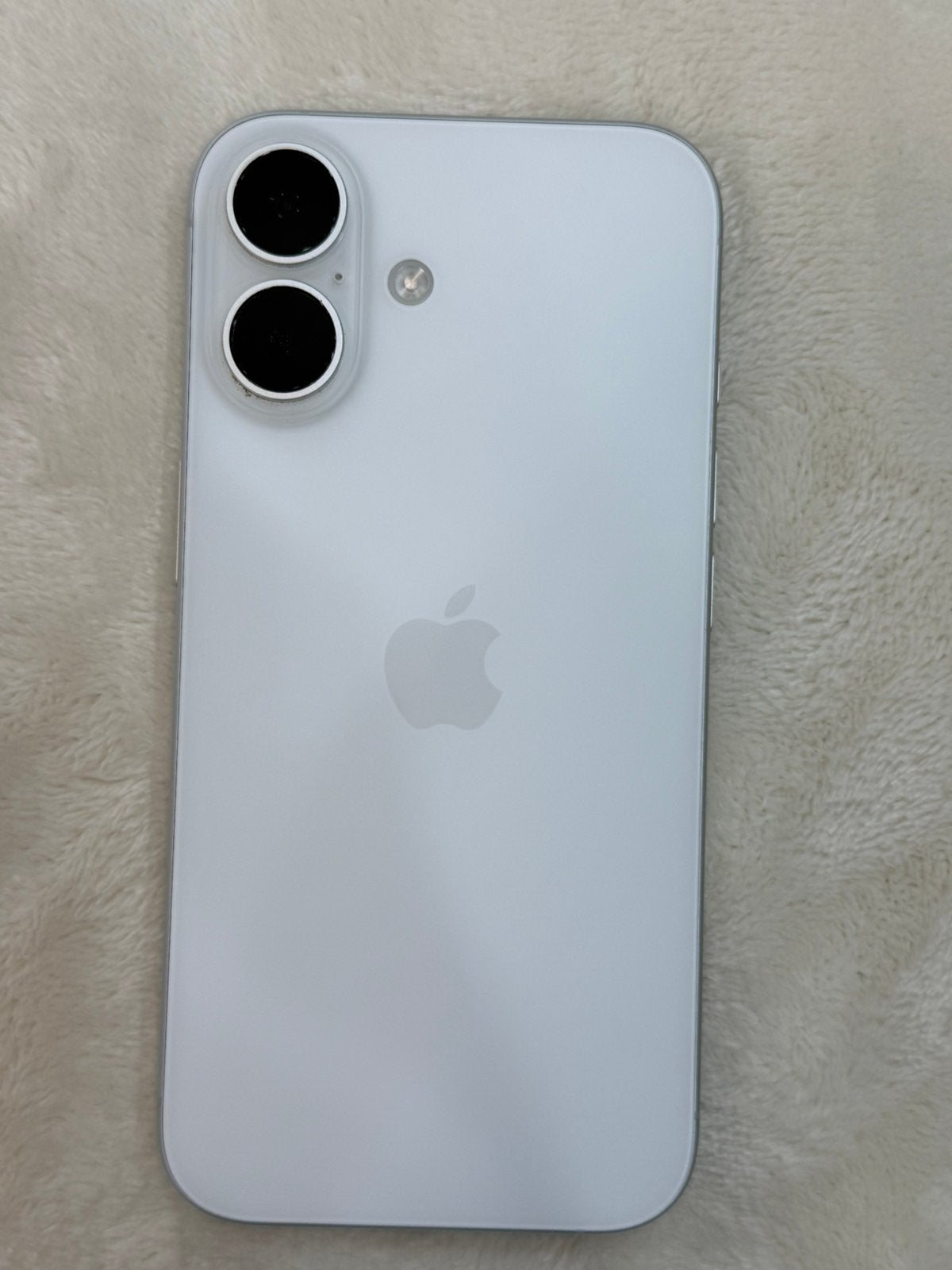 IPhone 16, Télécoms, Téléphonie mobile | Apple iPhone, 128 GB, 88 %, IPhone 16, Comme neuf