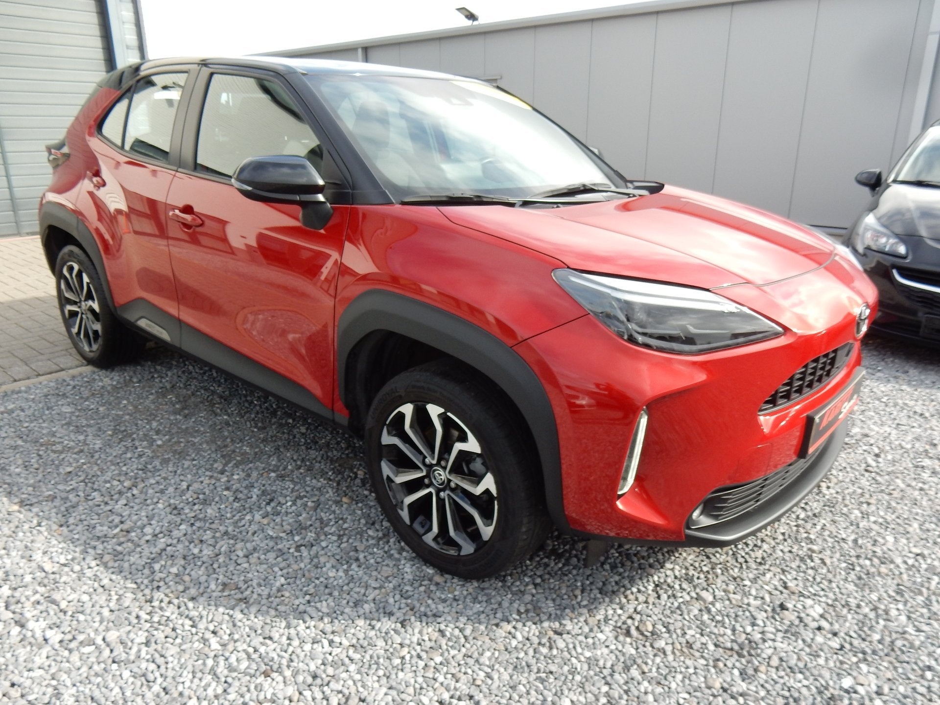 Toyota Yaris Cross EIND '23 1.5 i 125 pk ! 67000km !, Stof, Gebruikt, Euro 6, 1490 cc
