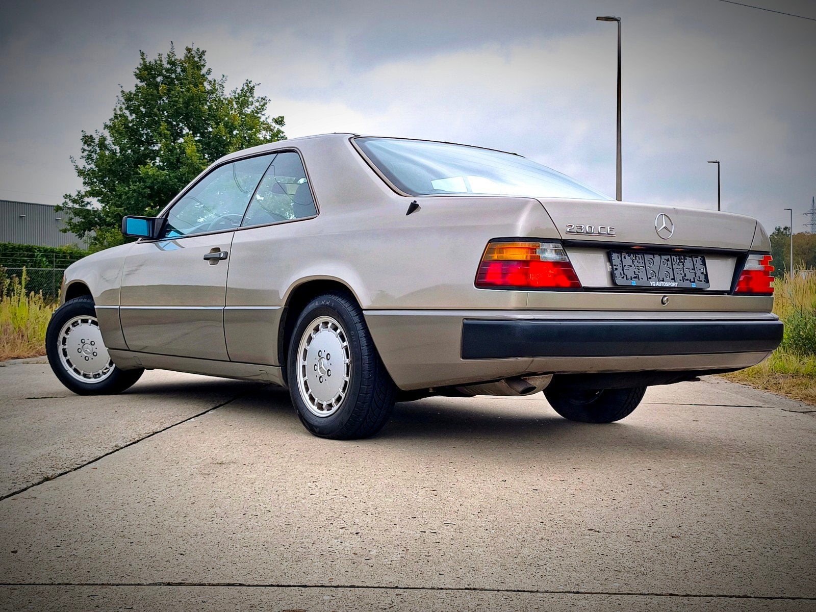 mercedes-benz w124 230ce automaat, Auto's, Automaat, 2300 cc, Bedrijf, Coupé