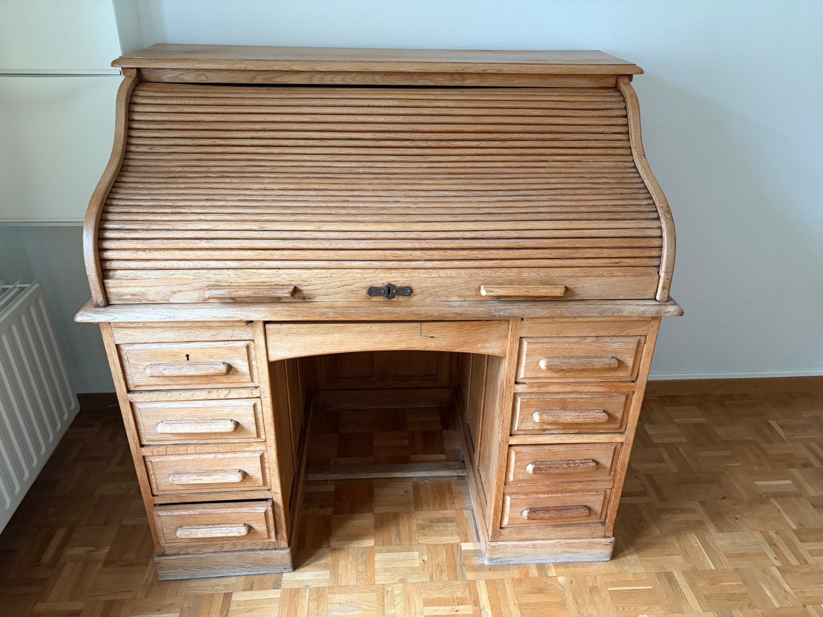 Antieke bureau, Ophalen, Zo goed als nieuw