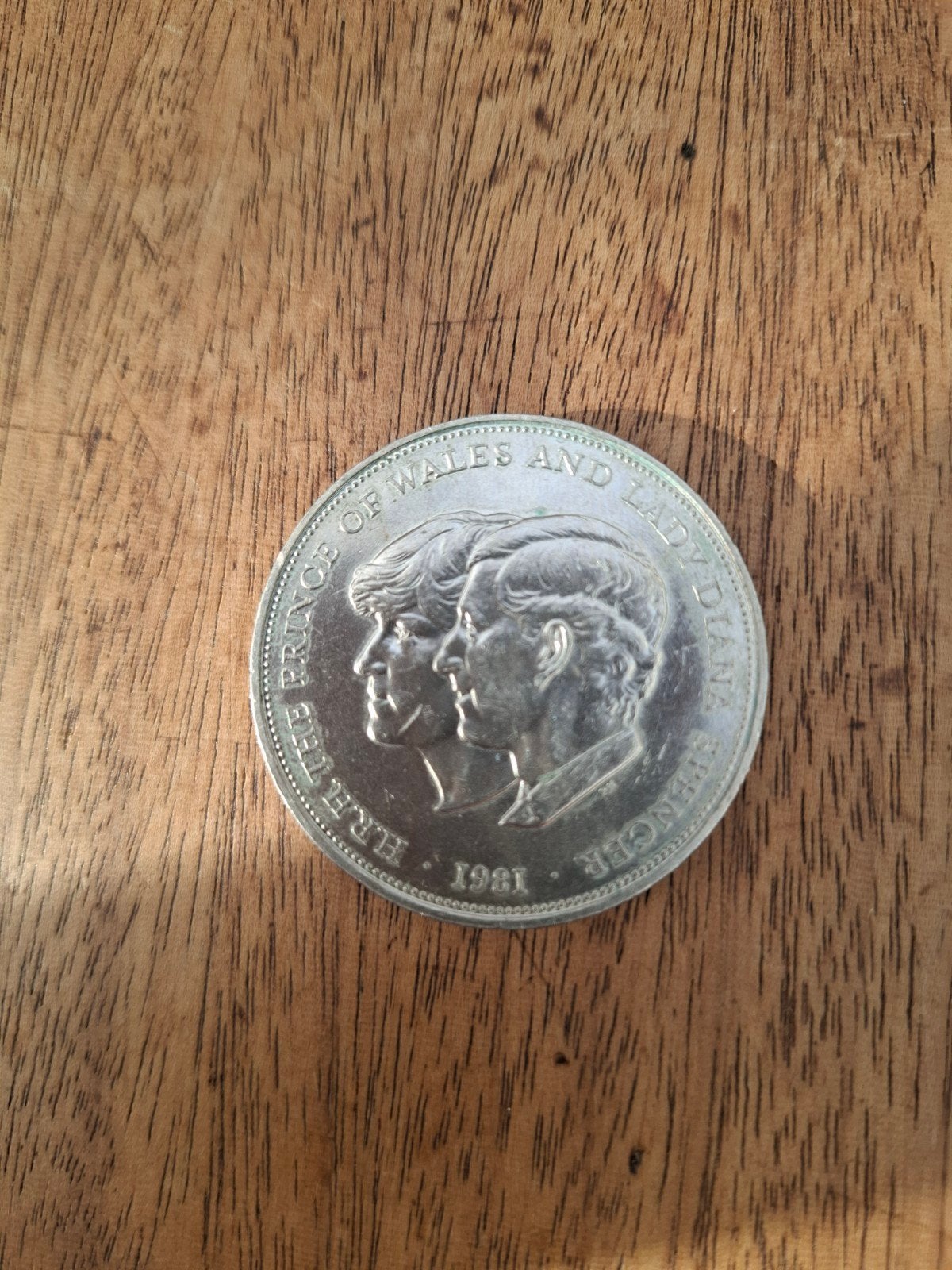 verzamelmunt brits koningshuis 1981, Overige landen, Geboorte of Huwelijk, Losse munt, Overige waardes