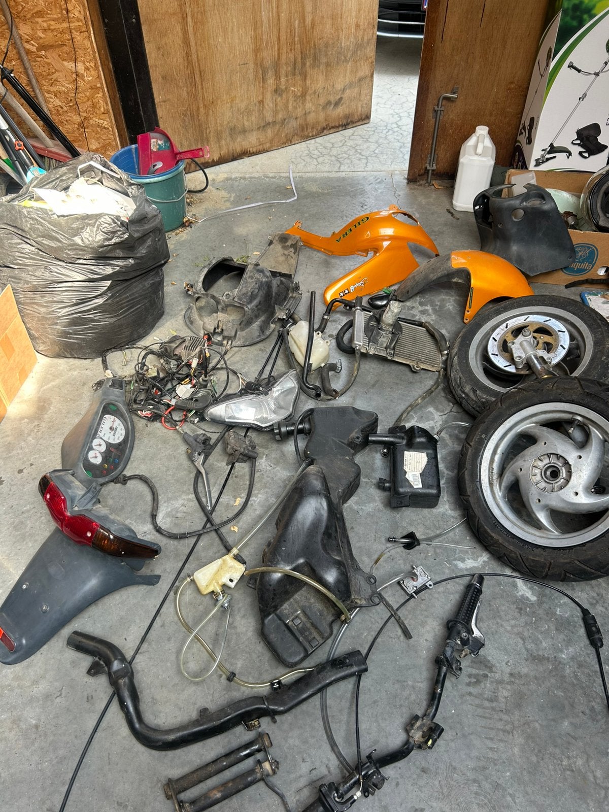 Gilera runner onderdelen 180cc, Ophalen of Verzenden, Zo goed als nieuw, Overige typen