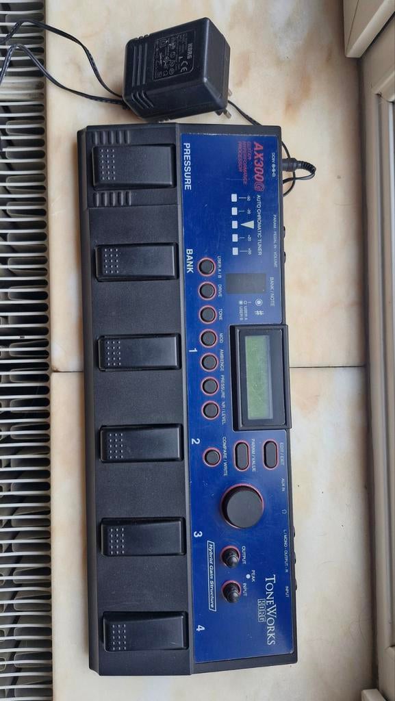 Multi-effet Short Toneworks AX300G, Musique & Instruments, Effets, Enlèvement ou Envoi