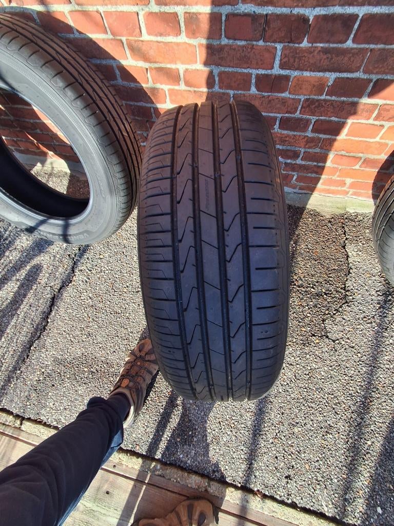 Nieuwe zomerbanden van een nieuwe wagen.Hankook 205/60/R16, Ophalen, Nieuw