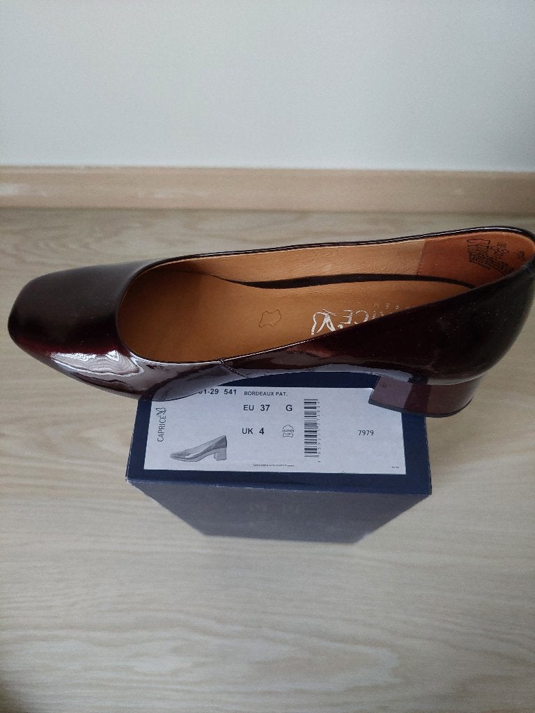Lederen dames schoenen Caprice Bordeaux Maat 37, Kleding | Dames, Overige kleuren, Dansschoenen, Ophalen of Verzenden, Zo goed als nieuw