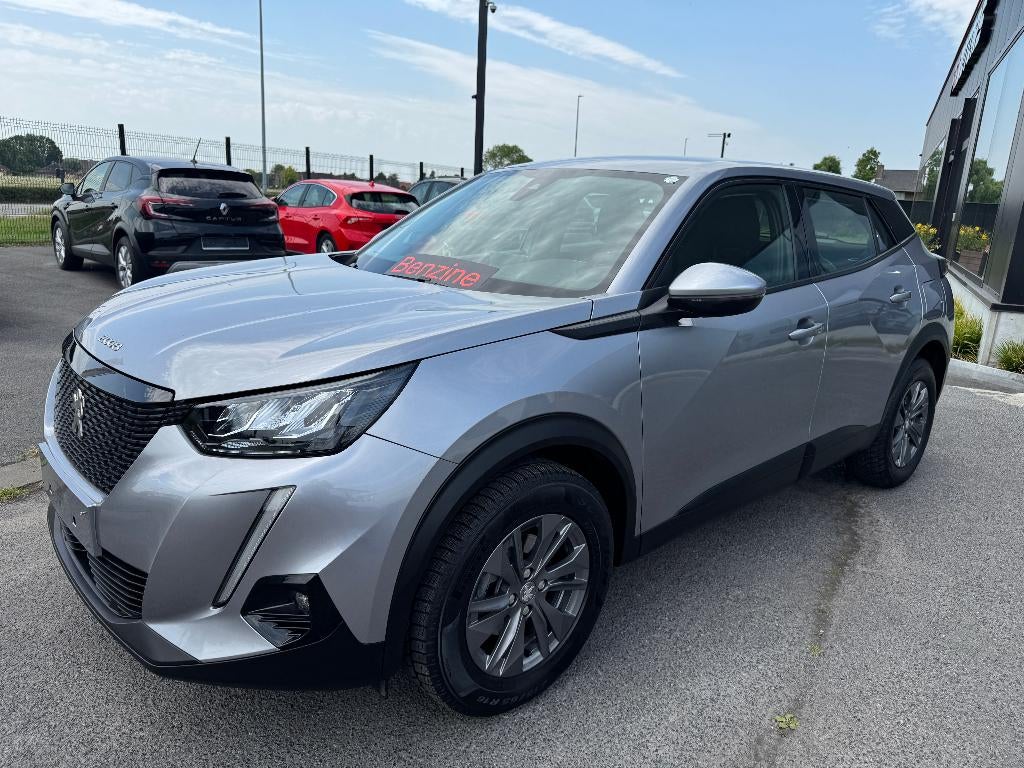 Peugeot 2008 automaat 1.2 benzine camera gps carplay cruise, Stof, 1280 kg, 1199 cc, 5 zetels