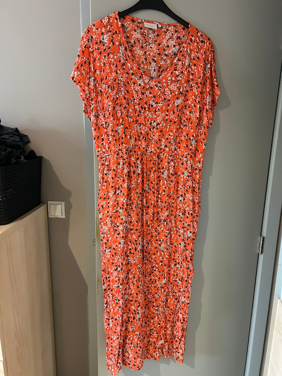 Kleedje kaffe curve maat 44, Kleding | Dames, Jurken, Ophalen, Meerkleurig, Maat 42/44 (L), Zo goed als nieuw