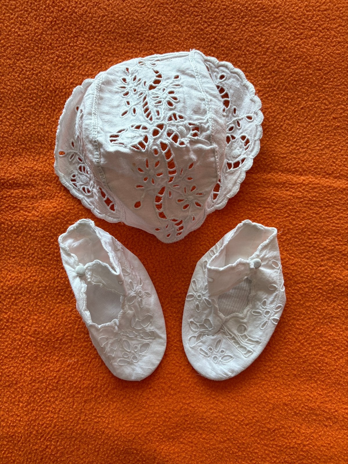 Doopmutsje en pantoffeltjes, Handtassen en Accessoires, Ophalen, Zo goed als nieuw
