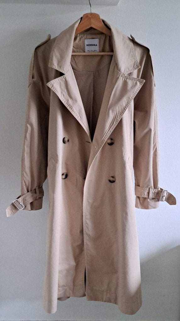Trenchcoat, Kleding | Dames, Maat 38/40 (M), Verzenden, Beige, Bershka