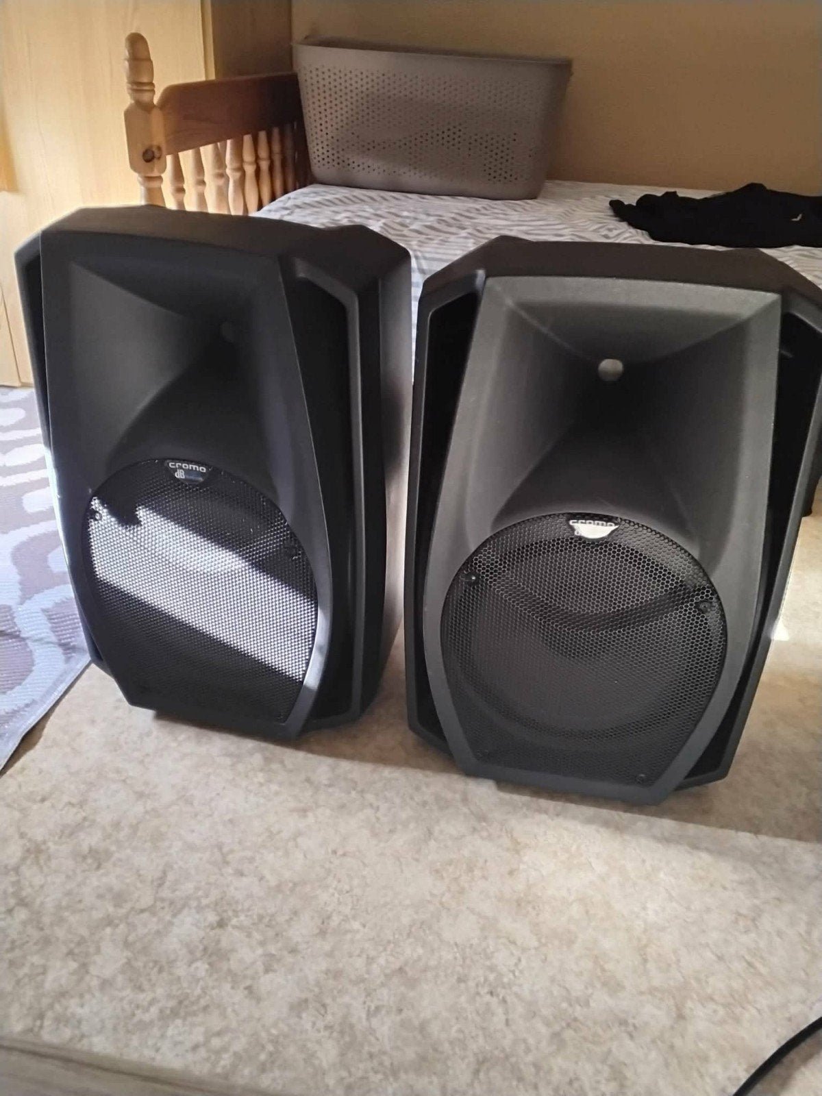 2 Boxen Db technologies Cromo 12, Audio, Tv en Foto, Luidsprekerboxen, Ophalen
