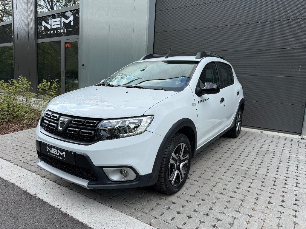 Dacia Sandero 1.5 Blue dCi Stepway Plus (EU6.2),GARANTIE,, Auto's, Voorwielaandrijving, 4 cilinders, Wit, Bedrijf