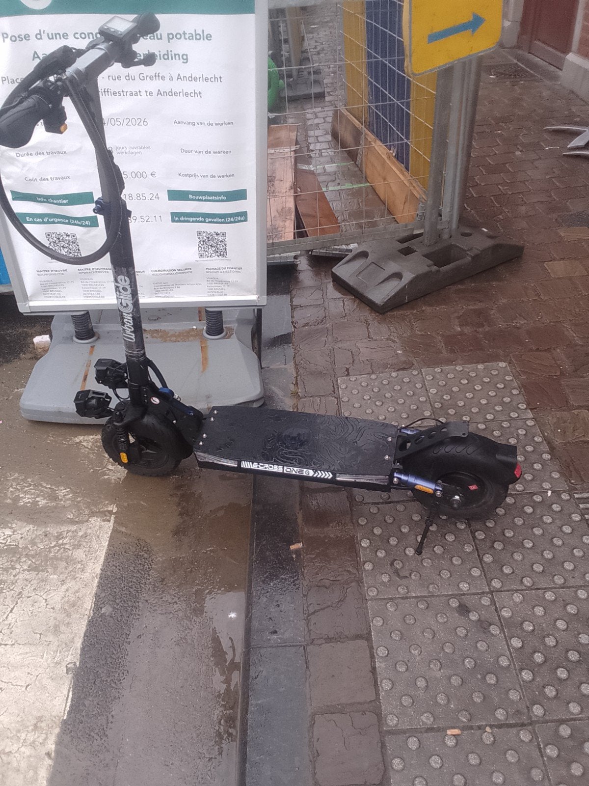 A vendre trotinette propre, Vélos & Vélomoteurs, Vélos électriques