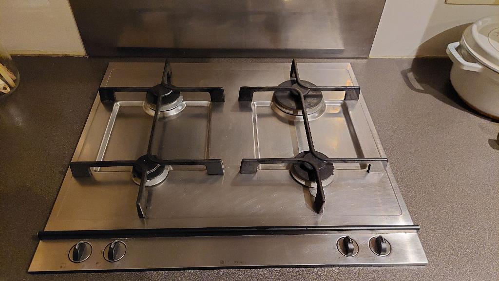 GRATIS Gasvuur Electrolux EHT 632 X, Ophalen, Gebruikt