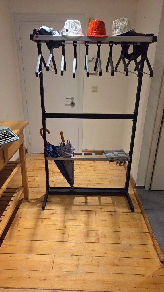 kapstok met 10 hangers, Ophalen, Kunststof, 100 tot 150 cm, Zo goed als nieuw