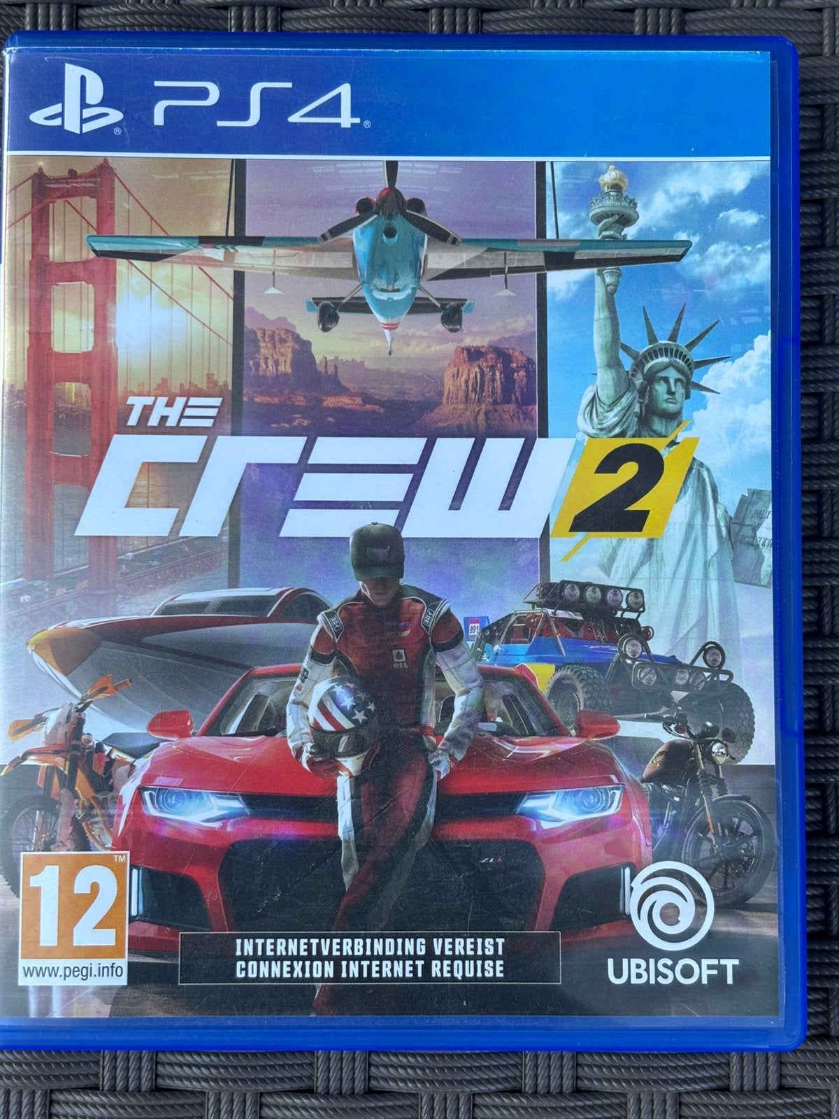 The Crew 2 + Season Pass – PS4, Consoles de jeu & Jeux vidéo, Online, 1 joueur, À partir de 12 ans, Comme neuf