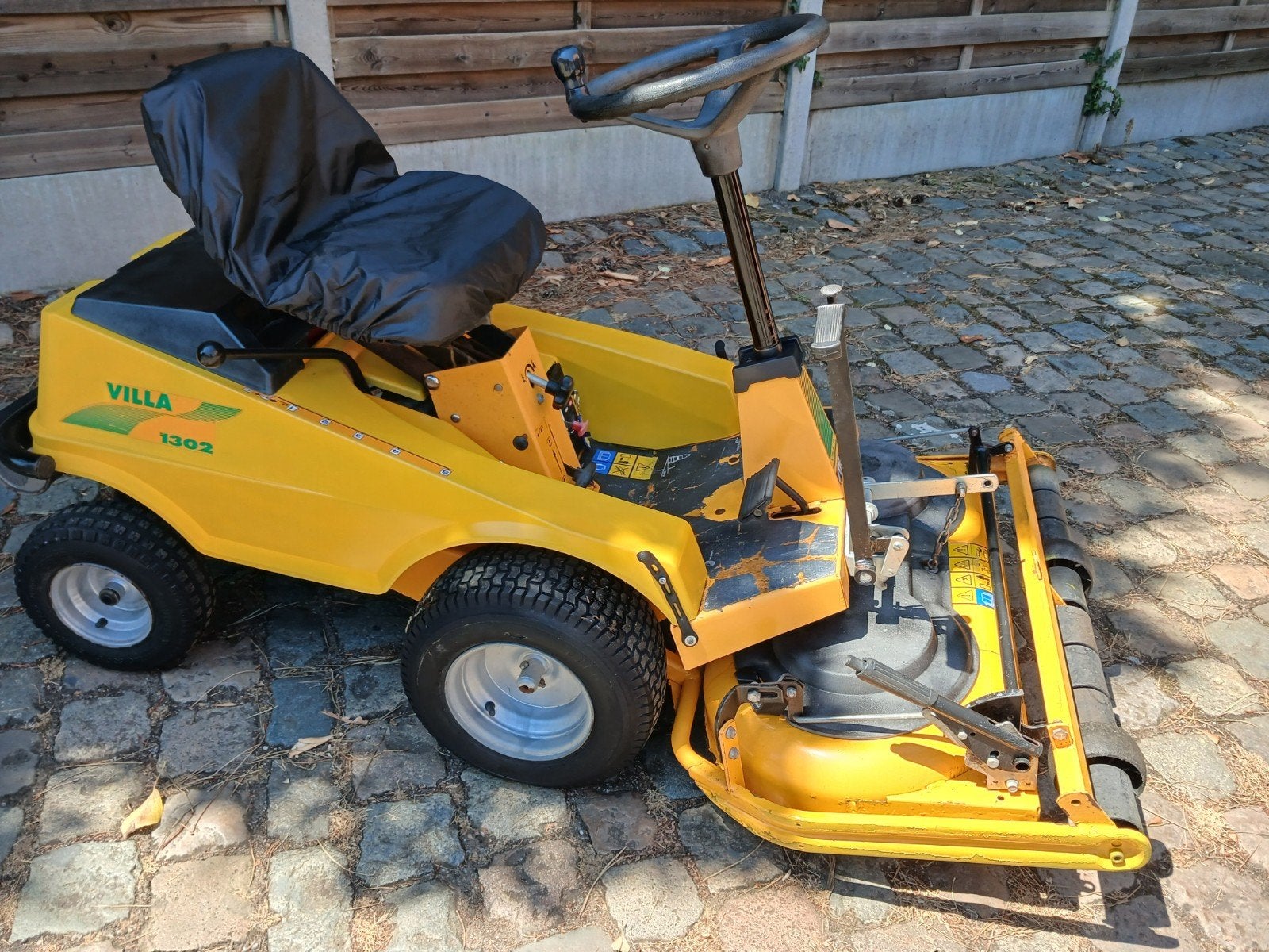 Stiga frontmaaier, Tuin en Terras, Ophalen of Verzenden