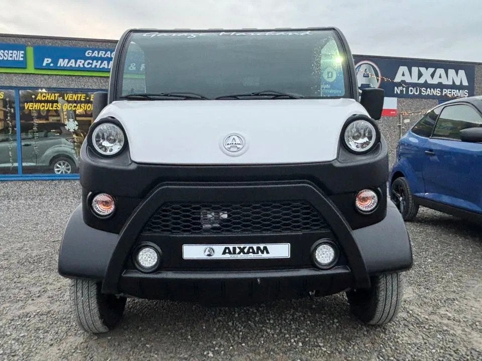 Aixam D-Truck (automatique), Autos, Aixam, Neuf, Achat, Entreprise, Carnet d'entretien
