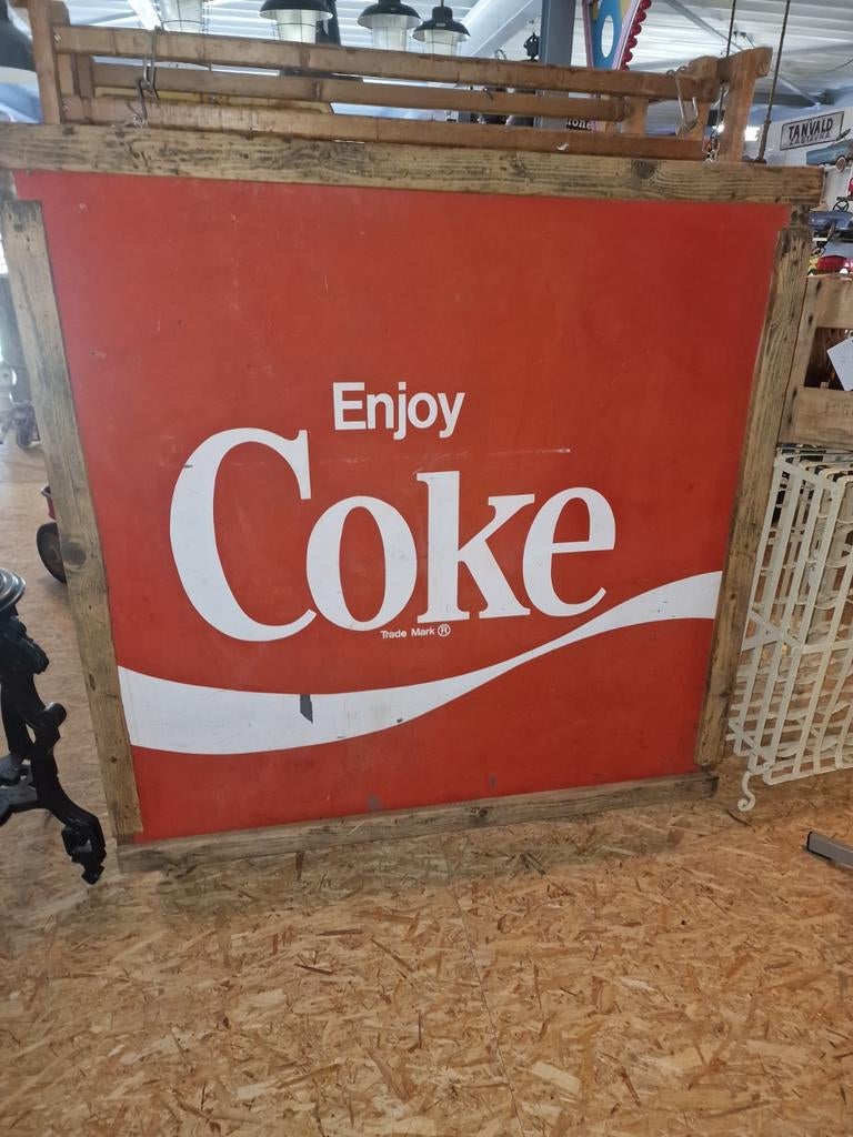 Panneau publicitaire en métal Coca-Cola USA, Enlèvement