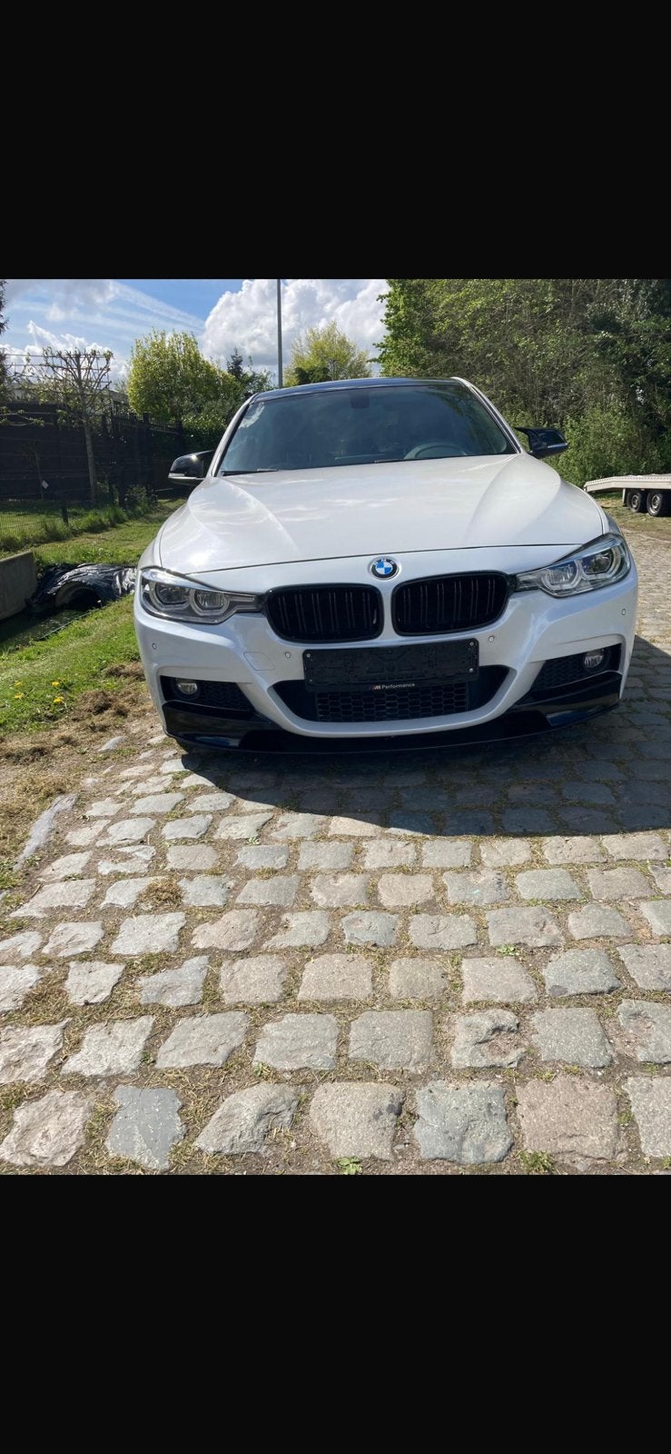 BMW 330i M Performance (wit), Autos, 185 kW, Cuir et Alcantara, Euro 6, Carnet d'entretien
