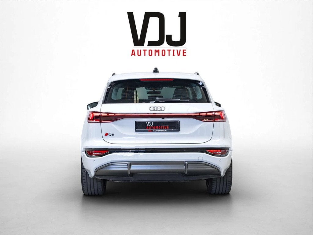 Audi Q6 e-tron LAUNCH EDITION 55 E-TRON|S-LINE|360|STOPLIC, Auto's, Automaat, Gebruikt, Zwart, Wit