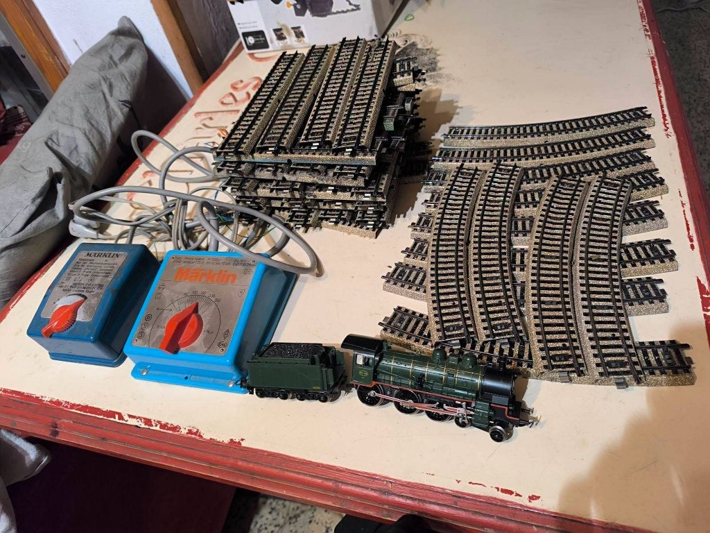 collection train modélisme Marklin  + 64 rails +  Märklin, Enlèvement ou Envoi, Rails, Märklin