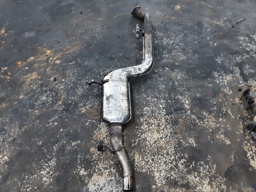 CATALYSEUR Alfa Romeo Stelvio (949) (3338618), Mevr. I. Hauben, Utilisé, Alfa Romeo, Rue de l'Espoir 34 34
4030  GRIVEGNÉE, BE