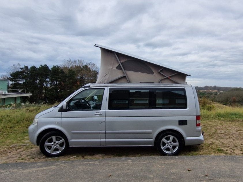 VW CALIFORNIA T5 2.5 TDI 2005 - Apps, Trekhaak, Bluetooth.., Auto's, Volkswagen, Particulier, Transporter, Airconditioning, Android Auto