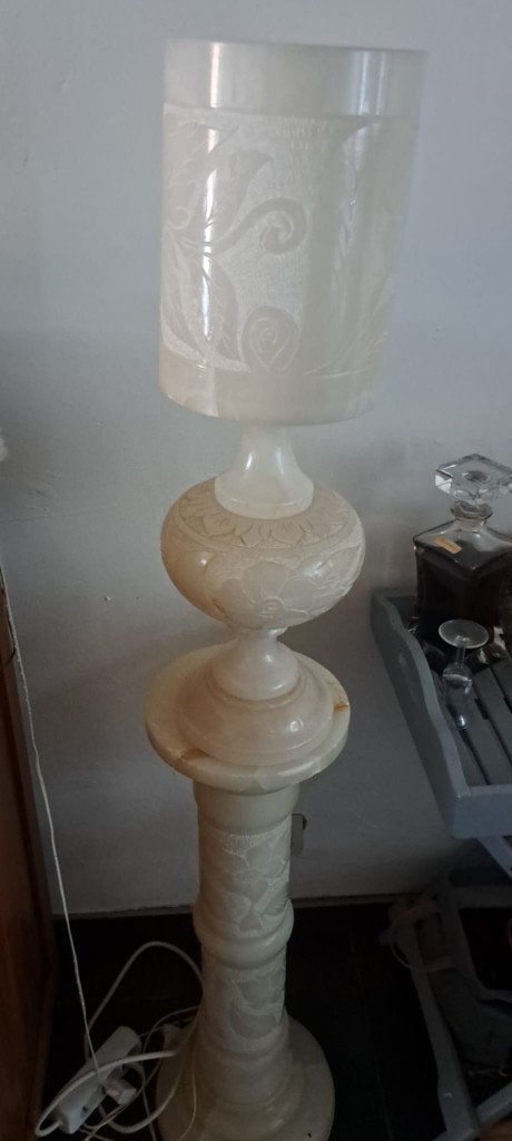 lampe en marbre, Klassiek, Utilisé, Autres matériaux, 150 à 200 cm