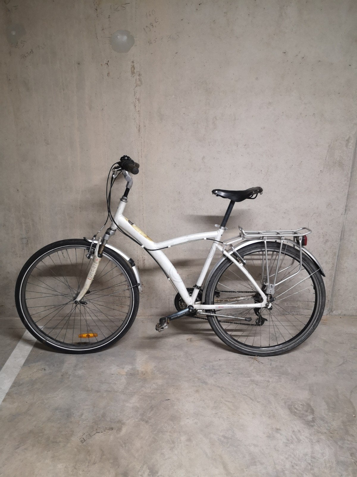 vélo ville / vtc - bien entretenu, Enlèvement, Utilisé, Pneu, Acier