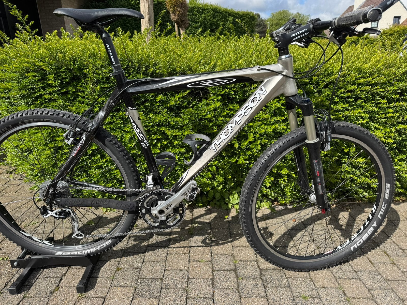 Mountain bike Thompson, Frein sur jante, Enlèvement, Plus de 20 vitesses, Suspension