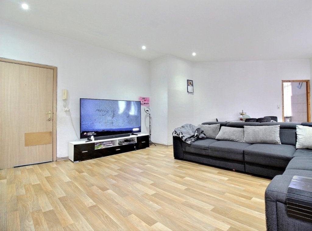 Duplex 4 chambres à vendre loué 1575€/mois, Immo, Bruxelles, 4 pièces, Jusqu'à 200 m², Appartement