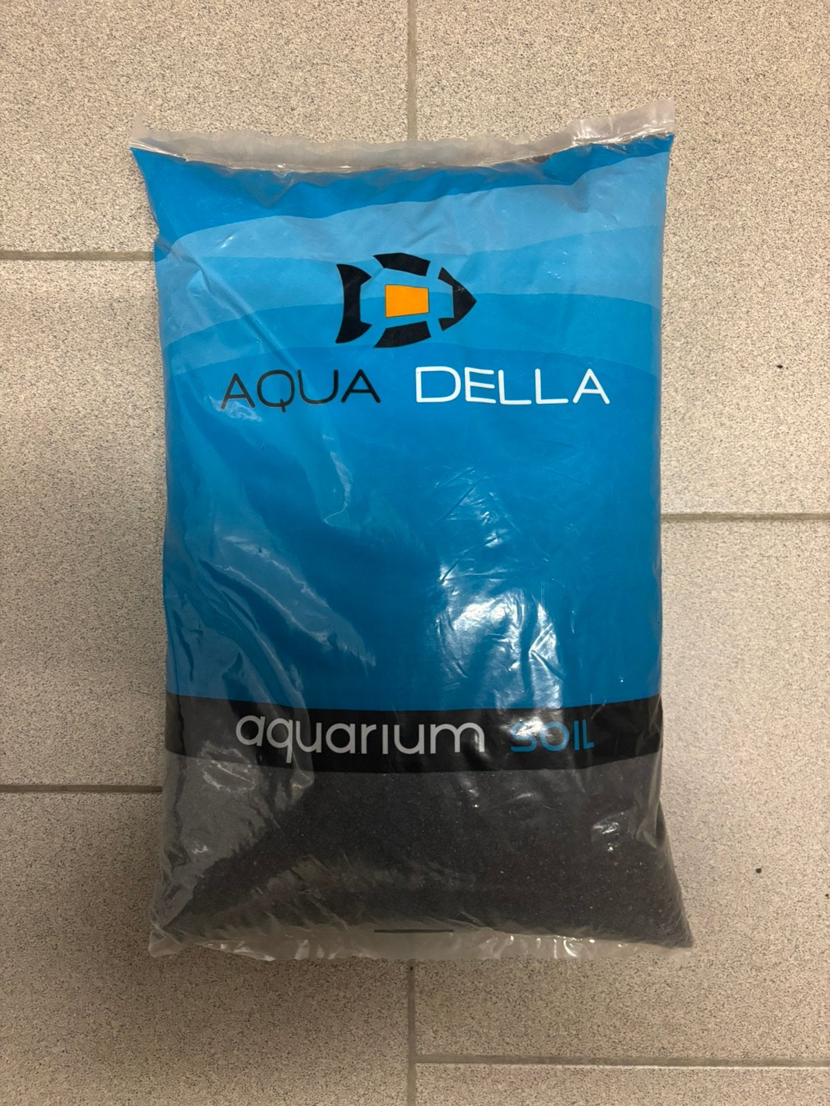 Natuurlijk zwart aquariumgrind, Ophalen, Zo goed als nieuw