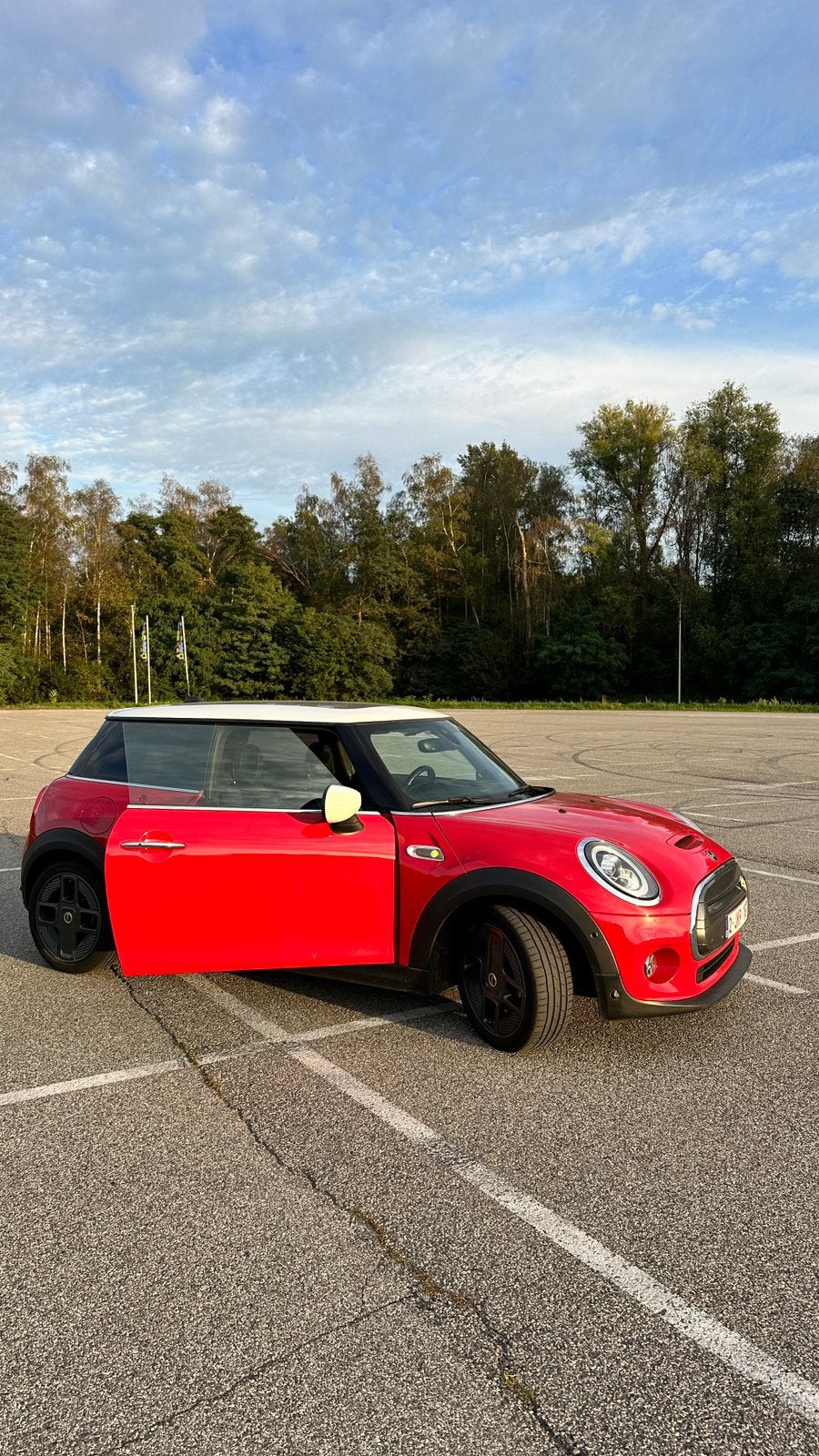 Super mooie mini cooper SE in perfecte staat., Automaat, Particulier, Cooper, Zetelverwarming