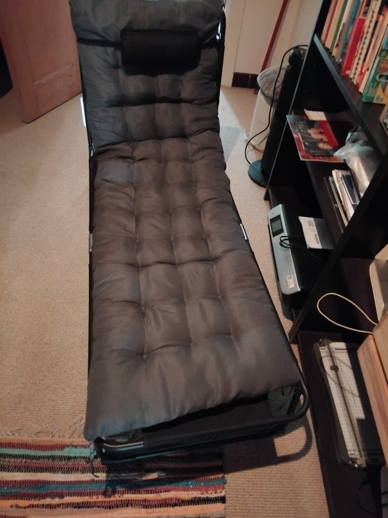 tuinligbed met matras grijs, Tuin en Terras, Ligbedden, Ophalen, Nieuw, Overige materialen, Inklapbaar