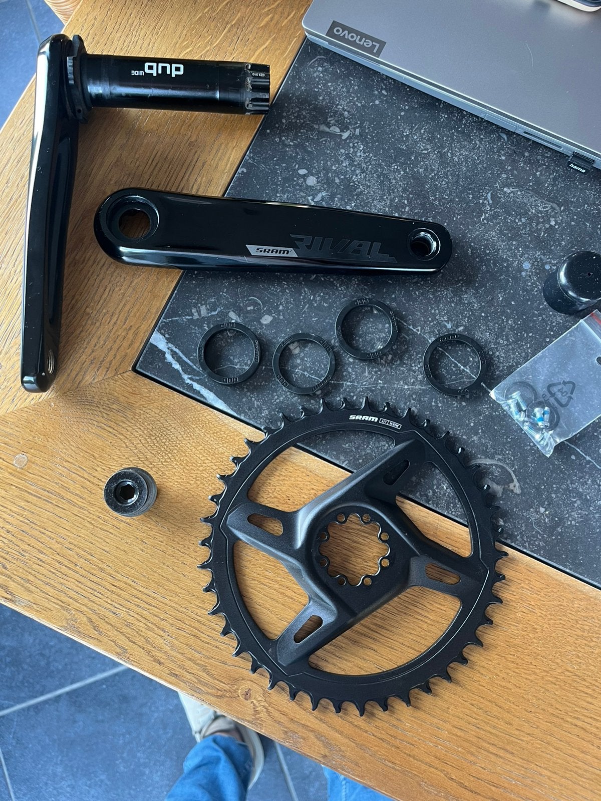 SRAM Rival manivelles + plateau 42t, Ophalen, Zo goed als nieuw, Crankstel of Pedalen