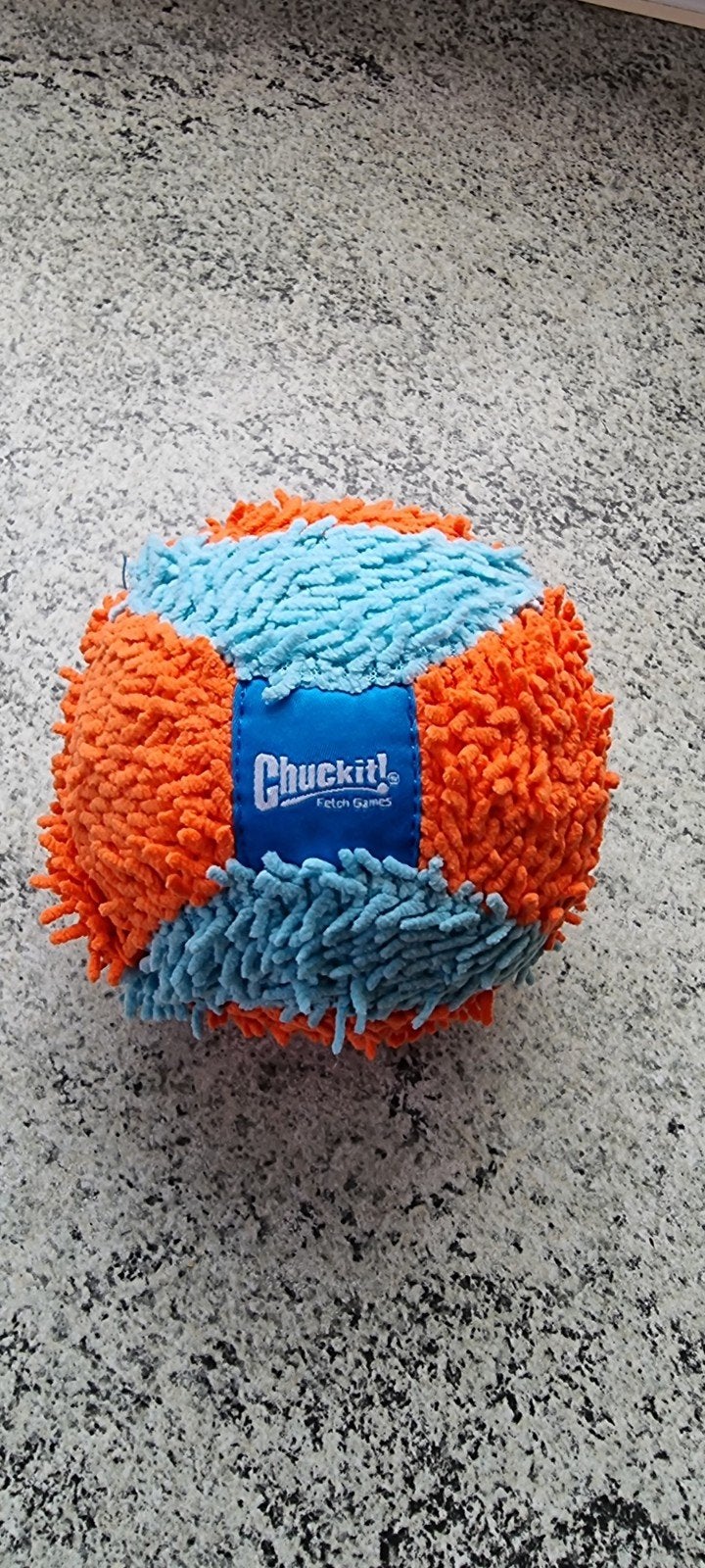 Chuckit indoorbal 13 cm, Dieren en Toebehoren, Hondenspeelgoed, Ophalen of Verzenden, Zo goed als nieuw, Hondenballen, Chuckit