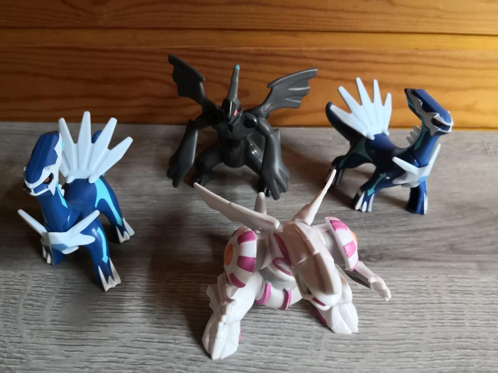 Set van 4 McDonalds Pokemon figuurtjes, Enlèvement