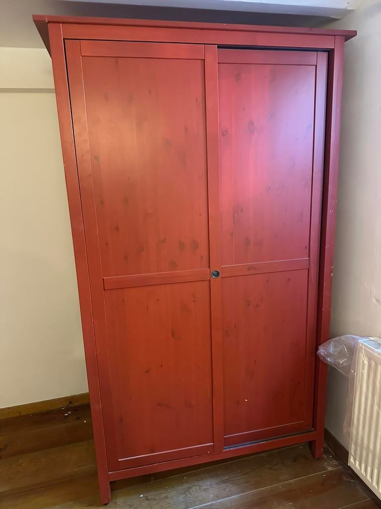 Armoire Ikea rouge, Huis en Inrichting, Kasten | Kleerkasten, Zo goed als nieuw, Ophalen