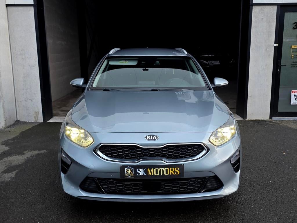 CEED SW 1.4 T-GDI Autom. Cuir LED Carplay Camera Garantie, Autos, Kia, Argent ou Gris, Achat, Euro 6, Entreprise
