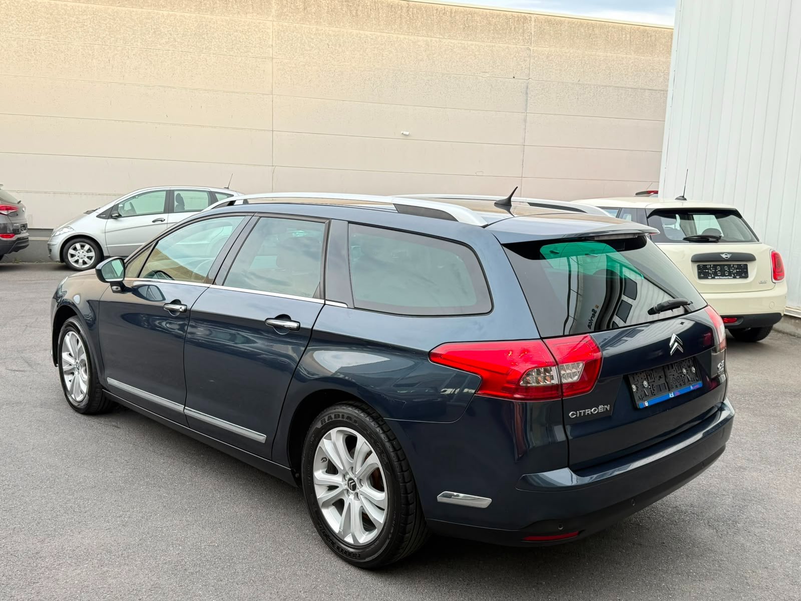 Citroen C5 Exclusive Automatique 2.0HDi 100kW Euro 5, Autos, Euro 5, Entreprise, Automatique, Air conditionné